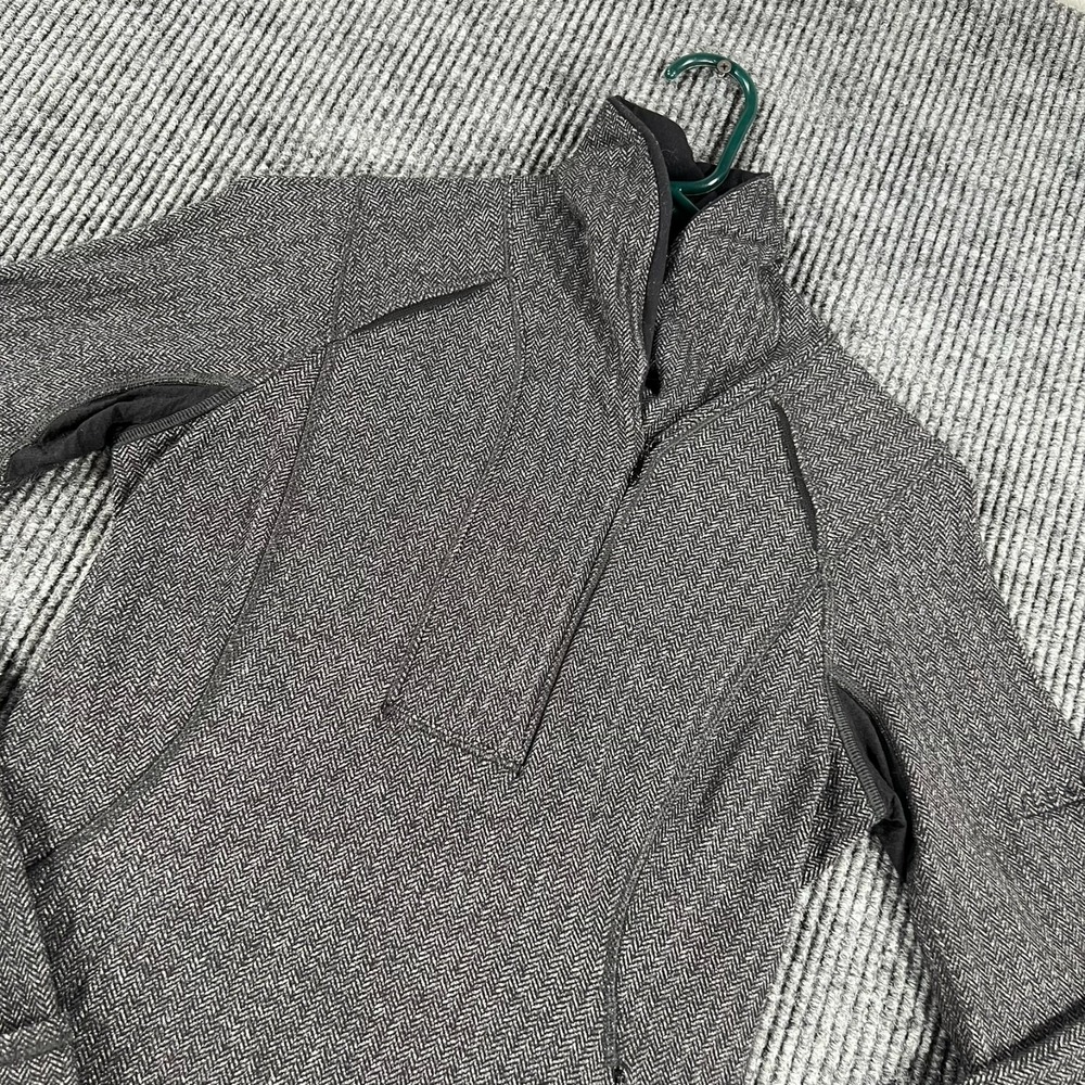 Lululemon Sweatshirt Hoodie Womens Size 6 Black Long Sleeve Casual Comfort